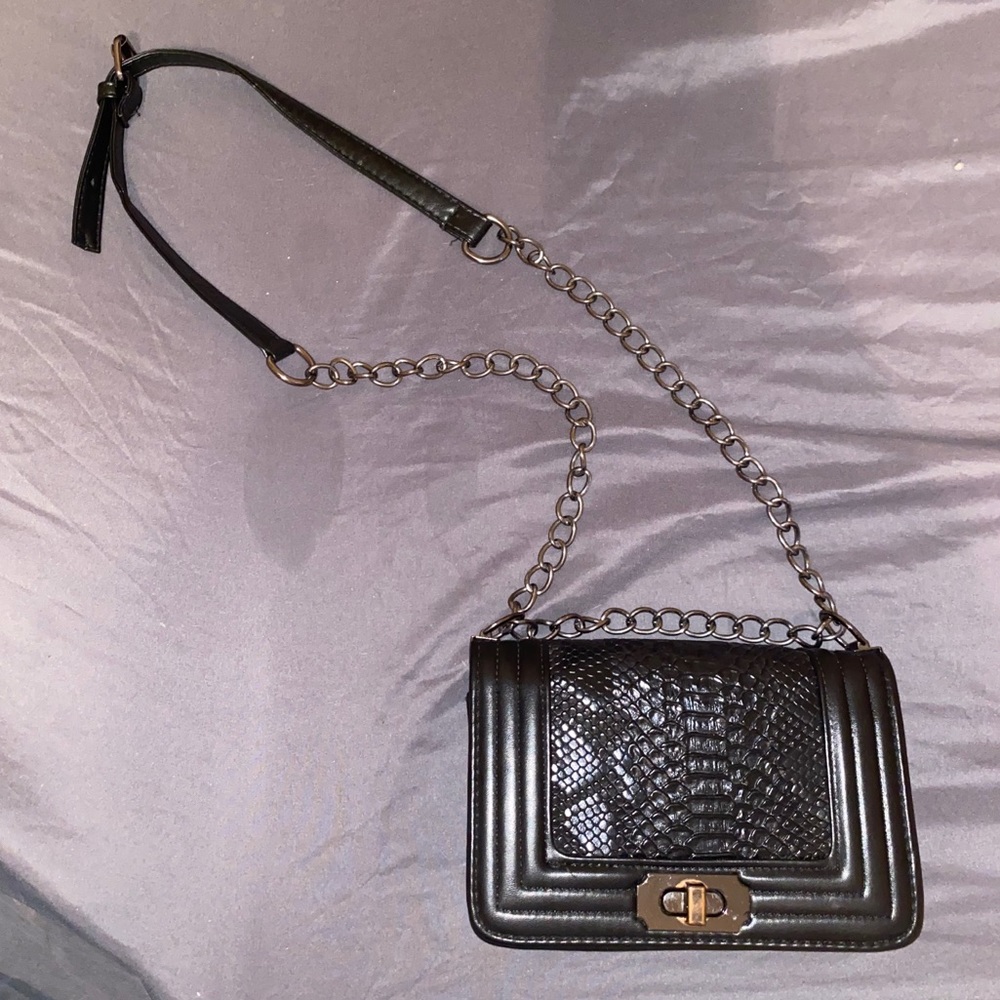 Black crossbody